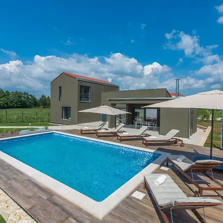 Terra Villa Petehi